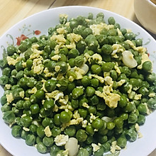 #换着花样吃早餐#豌豆爆蛋（懒人版）晚餐也可