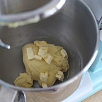 鲜奶奶酪杏仁吐司的做法图解2