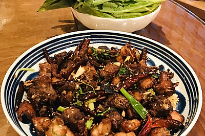 油而不腻炒辣子鸡