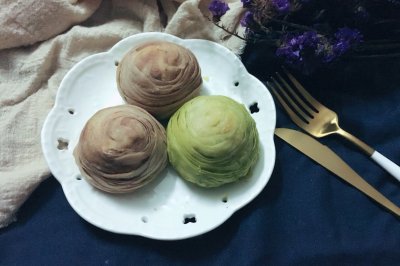 紫薯蛋黄杂花酥