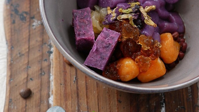 紫薯芋圆红豆汤