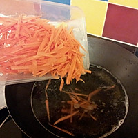 胡蘿蔔涼伴菜的做法图解3