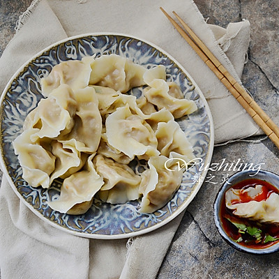 笋肉饺子