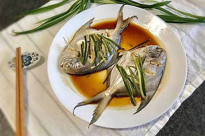 清蒸鲳鱼