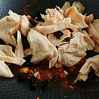 酸辣双耳拌瓜片的做法图解4
