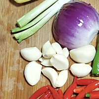 豆腐茄子肉末豆芽煲的做法图解1