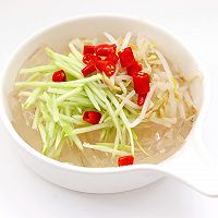 #夏日餐桌降温企划#好吃到舔盘的捞汁海菜粉的做法图解11
