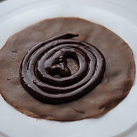 #健康甜蜜烘焙料理#千层巧克力蛋糕的做法图解4
