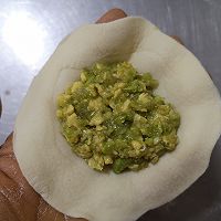 西葫芦鸡蛋馅饼的做法图解8