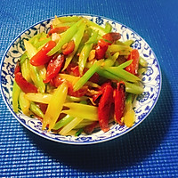 芹菜炒腊肠的做法图解5