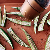 椒盐烤秋葵#安佳儿童创意料理#的做法图解3