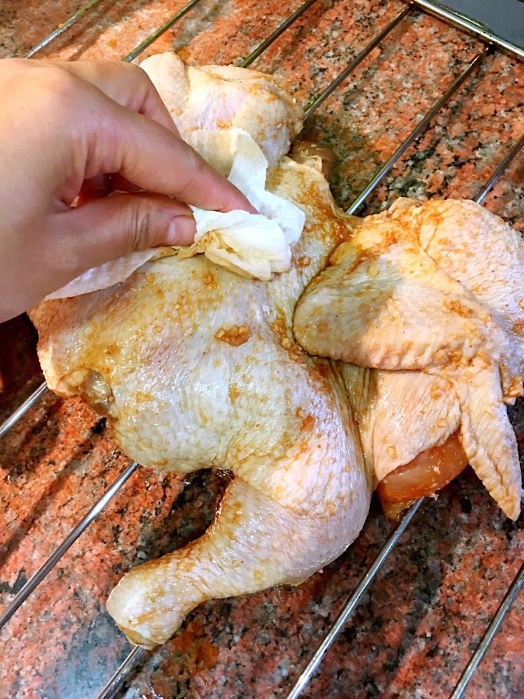 脆皮烤鸡！腌料超级入味哦！的做法图解6