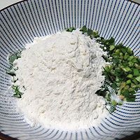 小姨妈快手早餐：韭菜鸡蛋饼的做法图解5