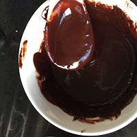 巧克力熔岩蛋糕的做法图解1
