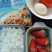芝士草莓焗饭的做法图解1
