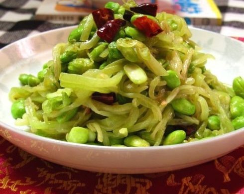西瓜皮炒毛豆
