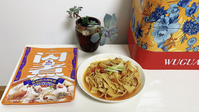 酸甜微辣下饭菜⤷番茄酸汤千张丝