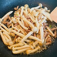 #豪吉川香美味#肉丝炒白玉菇的做法图解7