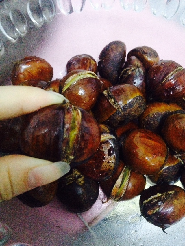 微波炉版糖炒栗子