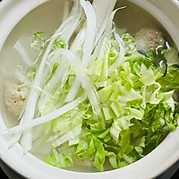 #测测你的夏日美食需求#丸子白菜汤的做法图解4
