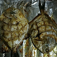 烤鱼（烤箱烤鲳鱼）的做法图解4