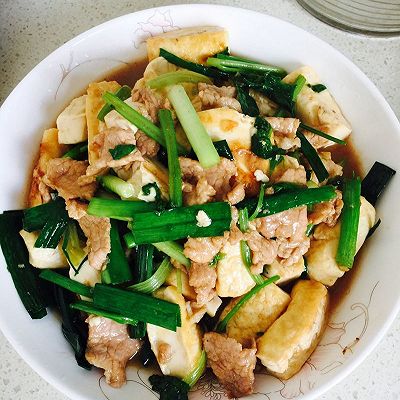 豆腐炒肉片