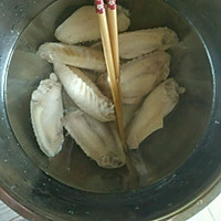 可乐鸡翅(健康无油版)的做法图解2