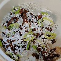 蒜香青花鱼饭的做法图解2