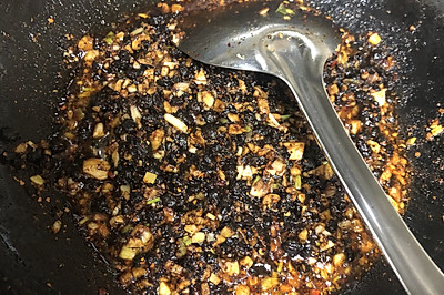 蒜香油豆豉