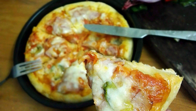 青椒培根芝士pizza