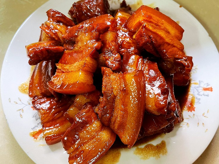 包生菜超好吃的红烧肉的做法