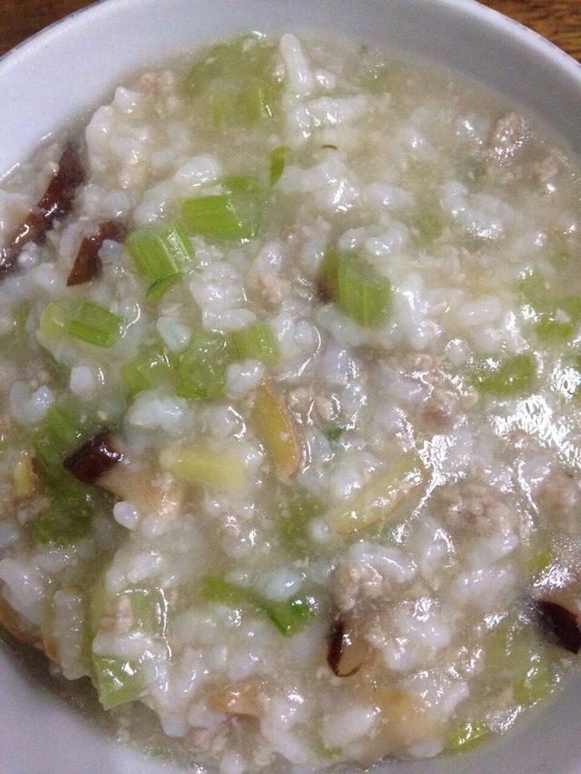 牛肉芹菜香菇粥