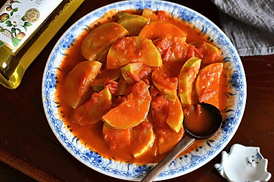 三伏天最简单的减脂餐——番茄炖西葫芦