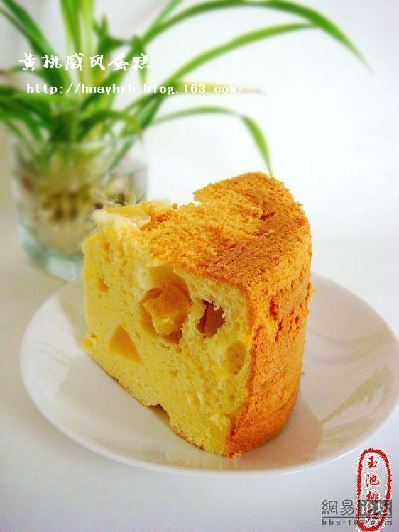 .黄桃戚风蛋糕