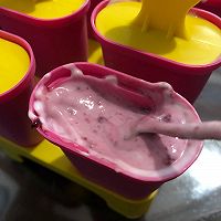 #硬核菜谱制作人#酸奶车厘子雪糕的做法图解4