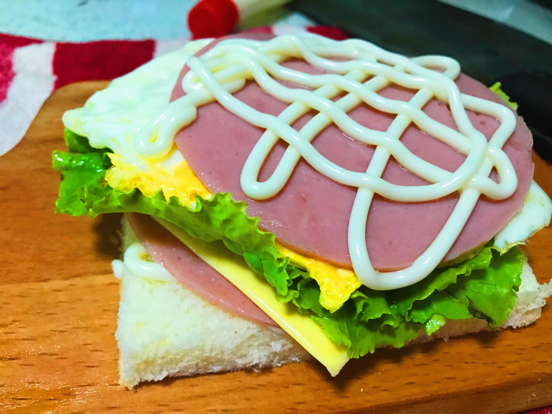 自制三明治,自制三明治的家常做法 - 美食杰自制三明治做法大全