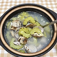 苦瓜瘦肉蛤蜊汤