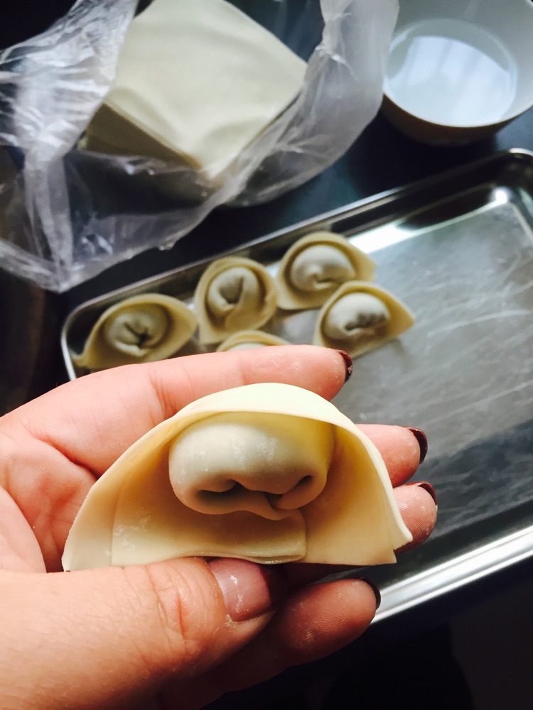荠菜大馄饨的做法图解2