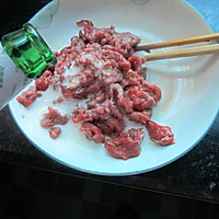 十二道锋味复刻－－孜然啤酒牛肉的做法图解3