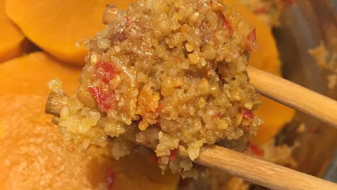 川味粉蒸排骨