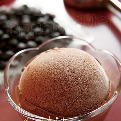  巧克力冰淇淋
