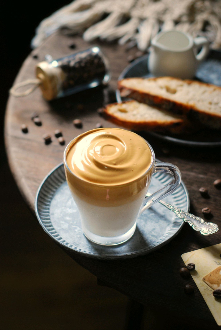 400次咖啡网红咖啡风靡全网的Dalgona Coffee的做法