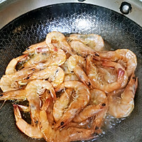 #暖冬酱在手，嗨吃部队锅#韩式辣酱基围虾的做法图解5