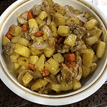 咖喱鸡肉焖土豆