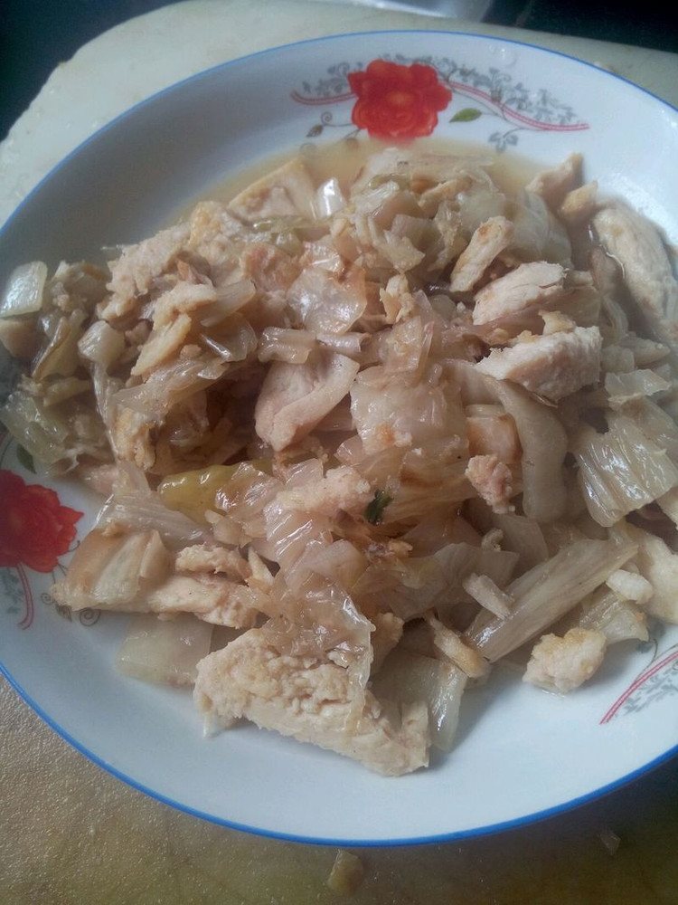 下饭菜：腌大白菜炒鸡胸的做法