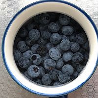 #麦子厨房#冰激凌机制作蓝莓酸奶冰激凌的做法图解1