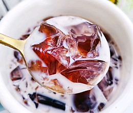 #全电厨王料理挑战赛热力开战！#蓝莓冻撞奶的做法