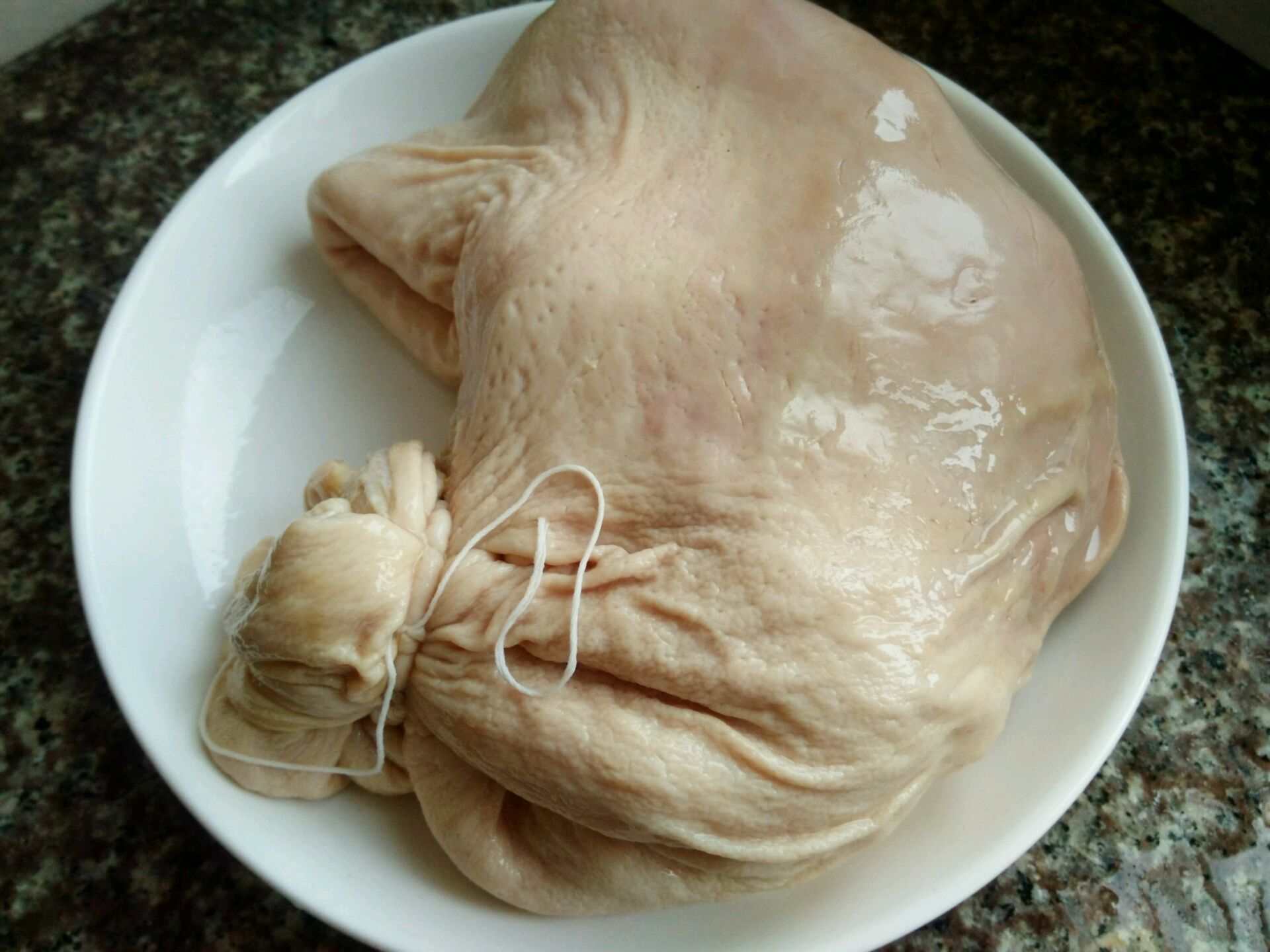 1个猪肚1只鸡，老师傅教你在家做肚包鸡，喝汤吃肉，味道名不虚传_哔哩哔哩_bilibili