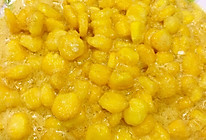 蛋黄焗玉米粒的做法