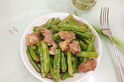 四季豆炒排骨